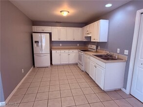 138 Gilbert Ave S in Lehigh Acres, FL - Building Photo - Building Photo