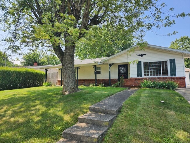 property at 5905 Senaca Trail