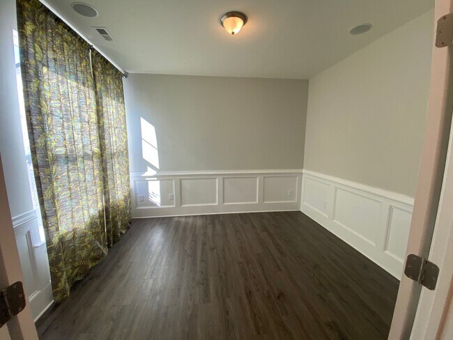 1023 Kenross Dr in Burlington, NC - Building Photo - Building Photo