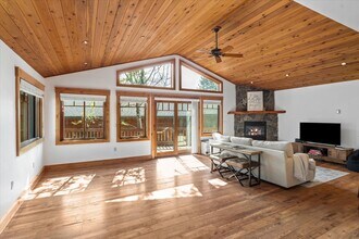 150 Adams St, Unit 5 in Lakeside, MT - Building Photo - Building Photo