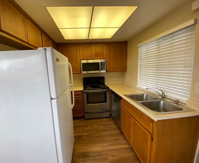 1450 Melrose Ave in Chula Vista, CA - Building Photo - Building Photo