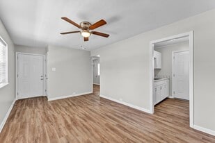 The Bunkers at Oak Ridge in Oak Ridge, TN - Building Photo