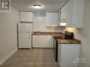 2386 Denvale Dr in Pickering, ON - Building Photo - Building Photo