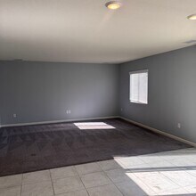 8978 Quail Fls Dr in Reno, NV - Building Photo - Building Photo