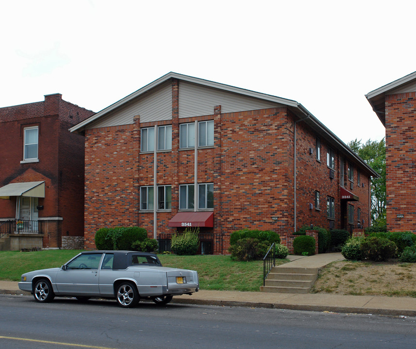 Duplicate in St. Louis, MO - Building Photo
