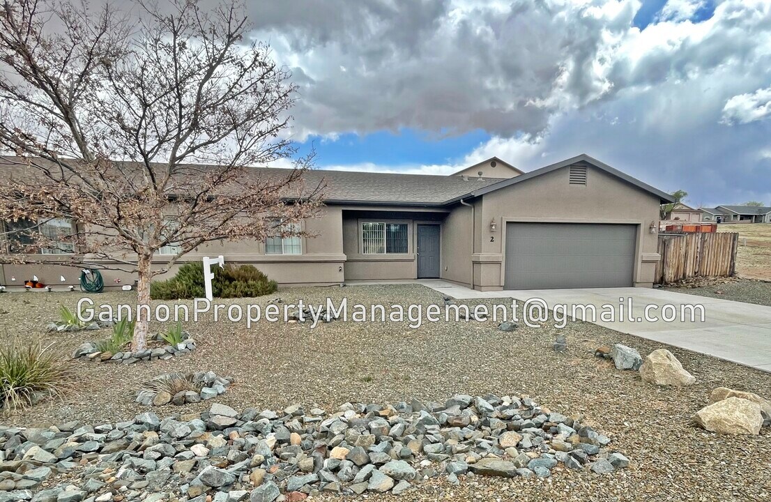 4941 N Viewpoint Dr in Prescott Valley, AZ - Foto de edificio