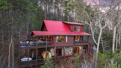 367 Laurel Mountain Road in Blue Ridge, GA - Building Photo - Building Photo