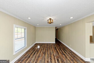 1810 Evans Dr SW in Atlanta, GA - Building Photo - Building Photo