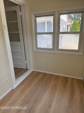 103 Seabreeze Way in Keansburg, NJ - Building Photo - Building Photo