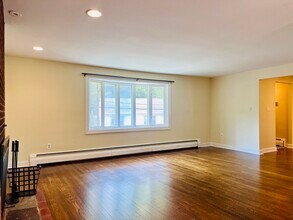 181 Moss Hill Rd in Boston, MA - Building Photo - Building Photo