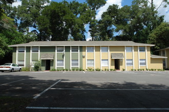 Stetson Cove Apartments in DeLand, FL - Building Photo - Building Photo