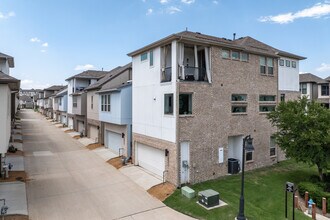 Commodore at Preston in Plano, TX - Foto de edificio - Building Photo