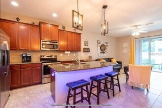 10425 Yellow Spice Ct in Riverview, FL - Building Photo - Building Photo