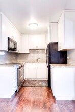 6101 W 94th St in Oak Lawn, IL - Building Photo - Building Photo