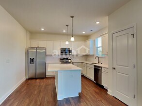 8044 Rapala Ln in Pickerington, OH - Building Photo - Building Photo