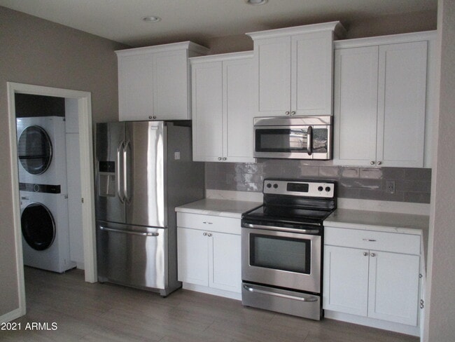 2747 S Sailors Way in Gilbert, AZ - Building Photo - Building Photo