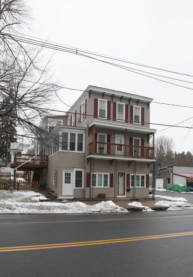 167 Broad St in Schuylerville, NY - Building Photo - Building Photo