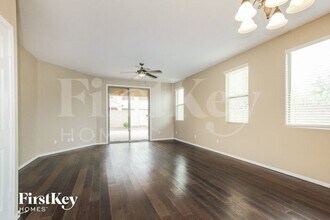 7115 W Lone Tree Trail in Peoria, AZ - Building Photo - Building Photo