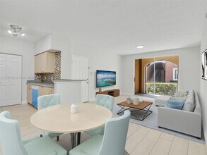 1235 Reserve Way in Naples, FL - Building Photo - Building Photo