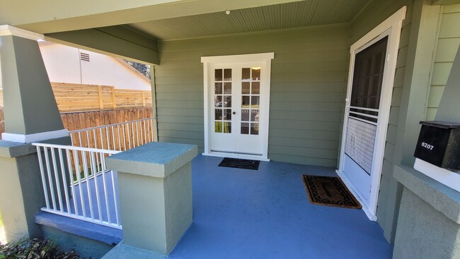 6205-6207 Canobie Ave in Whittier, CA - Building Photo - Building Photo