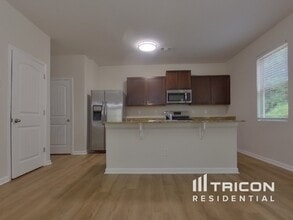 236 Arbor Creek Dr in Dallas, GA - Building Photo - Building Photo