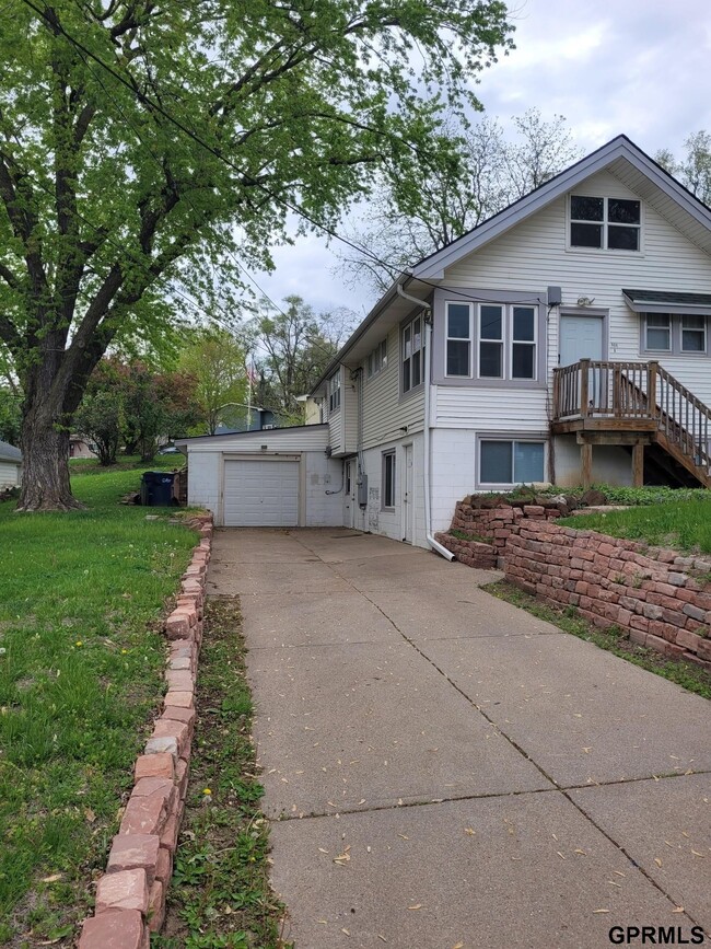 908 Harrington Ave in Bellevue, NE - Building Photo - Building Photo