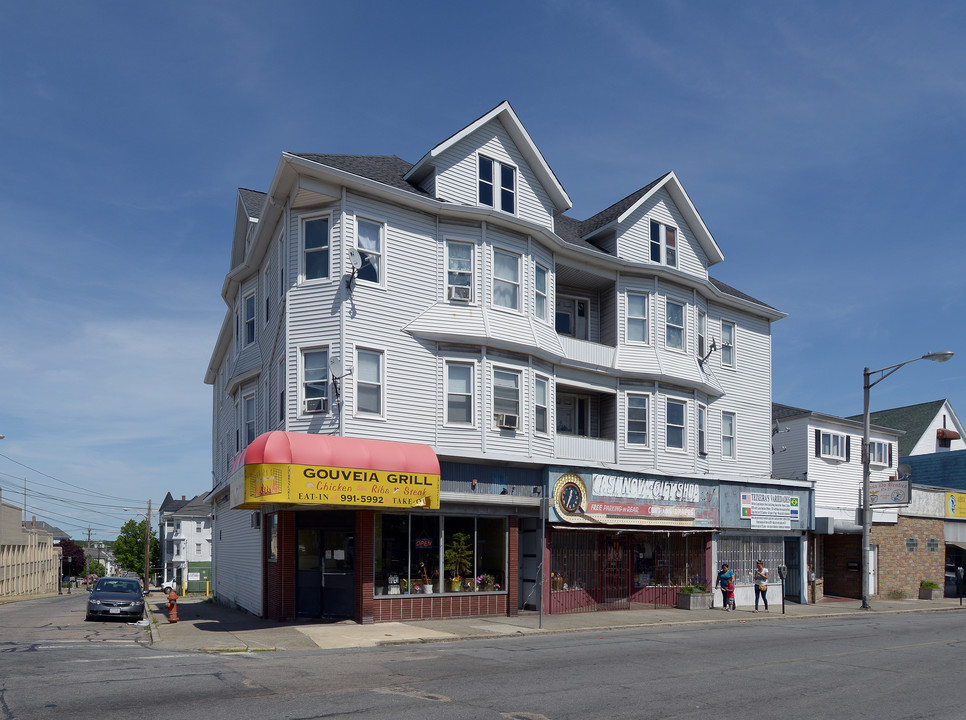 1492-1500 Acushnet Ave in New Bedford, MA - Building Photo