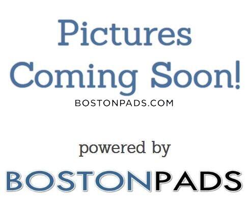 11 Peterborough St in Boston, MA - Building Photo