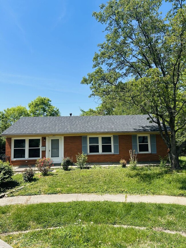 property at 3112 Aires Ct