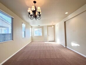 1732 Hiawatha Dr in Roseville, CA - Building Photo - Building Photo