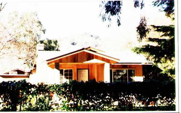 8729 Ventura Ave in Ventura, CA - Building Photo - Building Photo