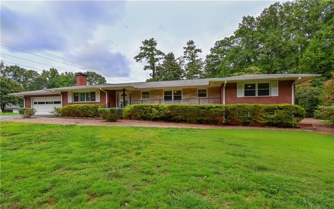 484 S Woodland Dr SW in Marietta, GA - Building Photo - Building Photo