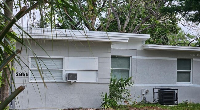 2855 37th Ave N in St. Petersburg, FL - Building Photo - Building Photo