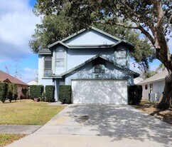 10025 Creekwater Blvd in Orlando, FL - Building Photo