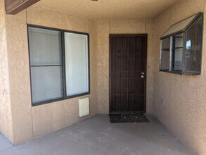2015 Florence Ave in Kingman, AZ - Building Photo - Building Photo