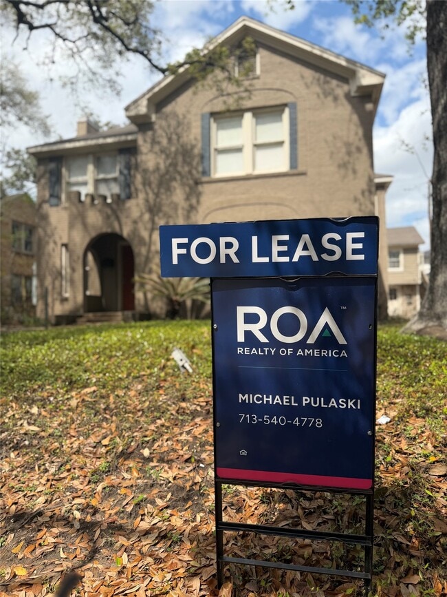 2030 Bissonnet St in Houston, TX - Building Photo - Building Photo