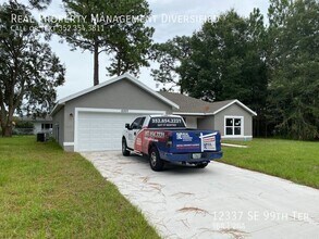 12337 SE 99th Terrace in Belleview, FL - Building Photo - Building Photo