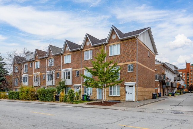 17-29 Symington Av in Toronto, ON - Building Photo - Building Photo