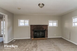 711 Linden Ct in Bolingbrook, IL - Building Photo - Building Photo
