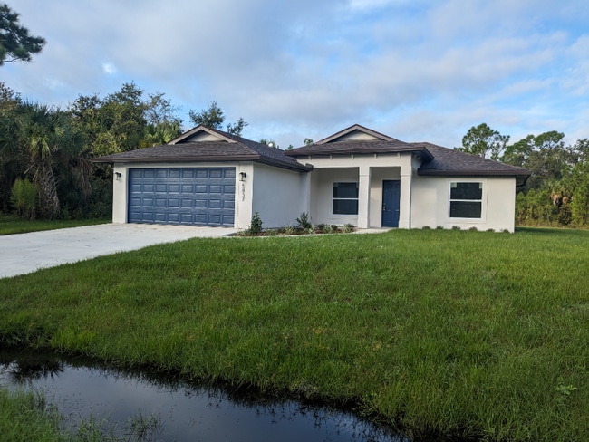 5837 Babian Rd in North Port, FL - Building Photo - Building Photo