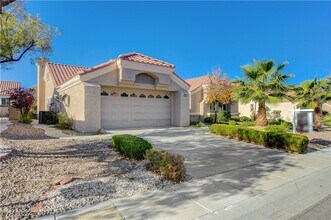 2505 Palmridge Dr in Las Vegas, NV - Building Photo - Building Photo