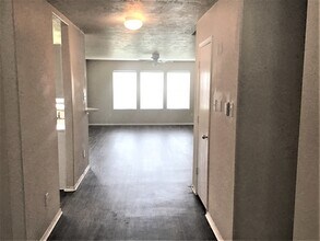 9530 Belleclarie Ln in Houston, TX - Building Photo - Building Photo