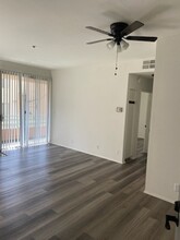 1220 Las Palmas N Ave, Unit 104 in Los Angeles, CA - Building Photo - Building Photo