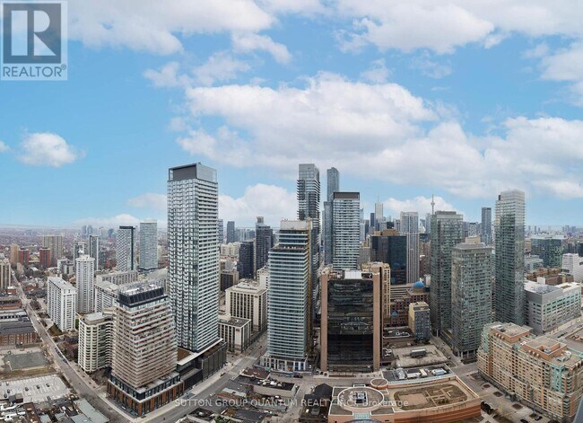 property at 11-4111 Wellesley St W
