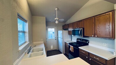 1014 Kajon Cove in Georgetown, TX - Building Photo - Building Photo