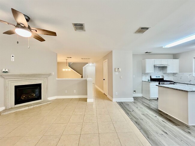 1511 Nichole Woods Dr in Houston, TX - Building Photo - Building Photo