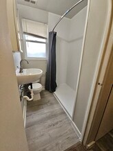 1824 N Crown St, Unit 1824 in Westland, MI - Building Photo - Building Photo