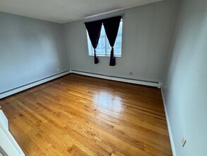 14 Murdock St, Unit 32 in Somerville, MA - Building Photo - Building Photo
