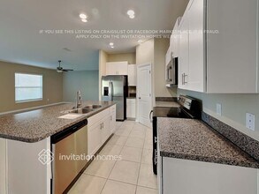 1589 Blue Rose Dr in Ruskin, FL - Building Photo - Building Photo