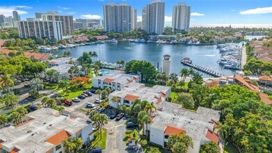 3552 Magellan Cir in Aventura, FL - Building Photo - Building Photo